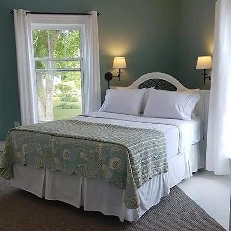 Dove House Bed & Breakfast Harbourside นอร์ทซิดนีย์ ภายนอก รูปภาพ